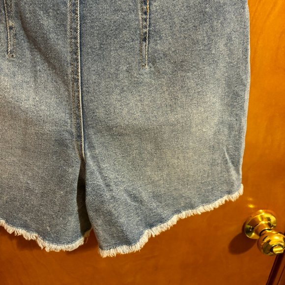 Wild fable size 4 highest rise a-line shorts raw‎ hem - Picture 10 of 12
